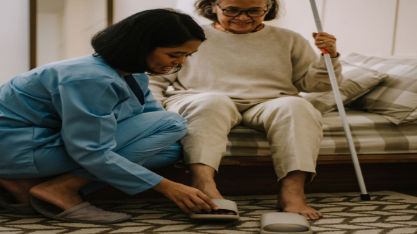 テクノロジーで進化する「訪問介護」：ICT活用で実現する質の高い在宅ケア